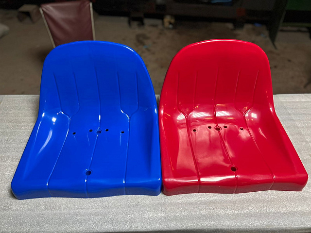 Сидения для открытых и закрытых стадионов, детских площадок, каруселей